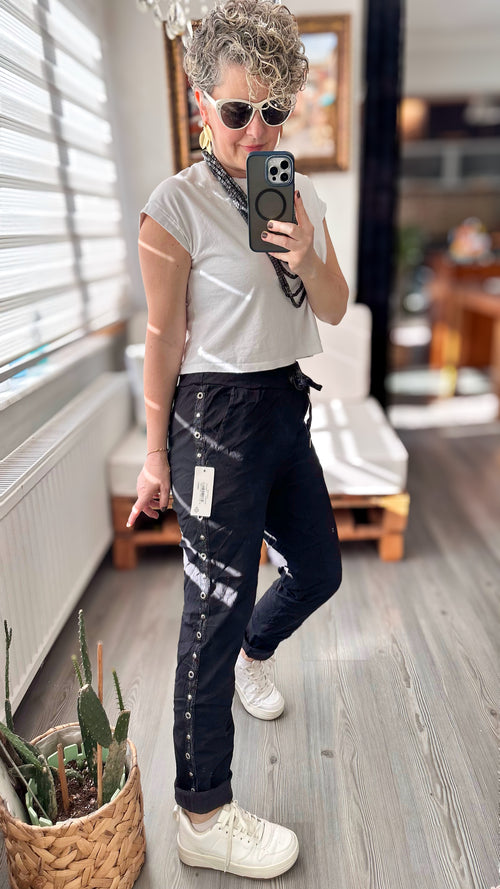 Felisa İtalyan Sihirli Zımba Detay Pantalon Açık Siyah