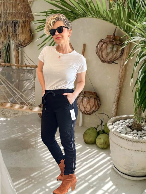 Lecce İtalyan Sihirli İnce Taş Şerit Detay Pantalon Siyah
