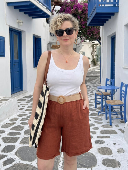 Mira | İtalyan Kemerli %100 Linen Şort Taba
