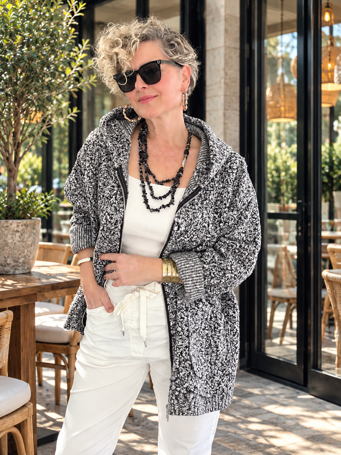 Lilly | İthal Buklet Kapüşonlu Asimetrik Mont Grey görsel 1