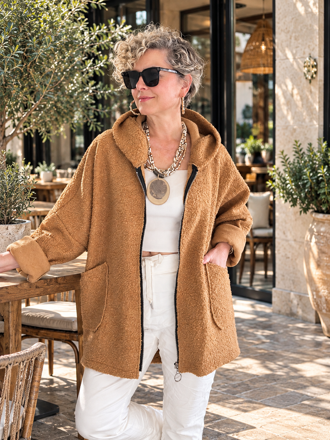 Lilly | İthal Buklet Kapüşonlu Asimetrik Mont Camel görsel 3