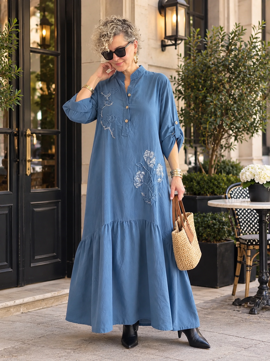 Lecco | İthal %100 Kadife Aplike Nakışlı Maksi Elbise Jeans Mavi