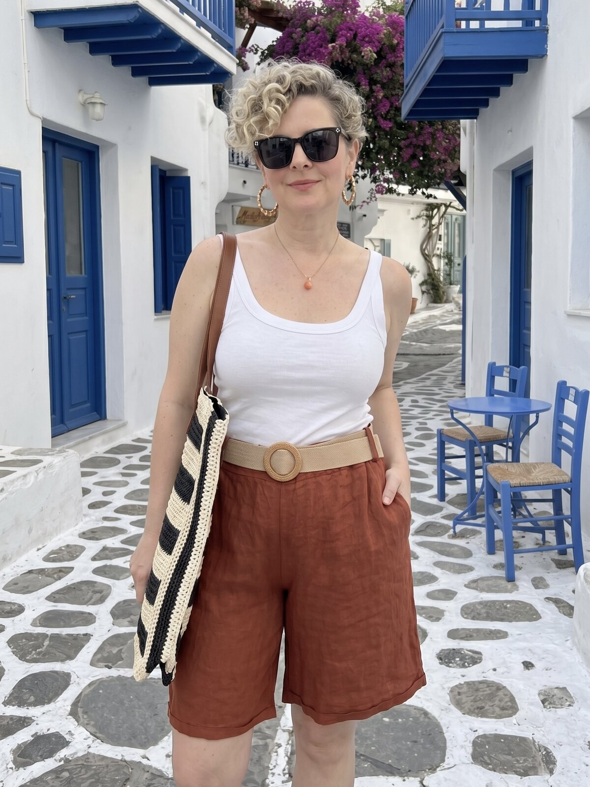 Mira | İtalyan Kemerli %100 Linen Şort Taba