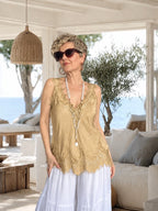 Senza Dantel Detaylı Premium Saten V Yaka Bluz Camel
