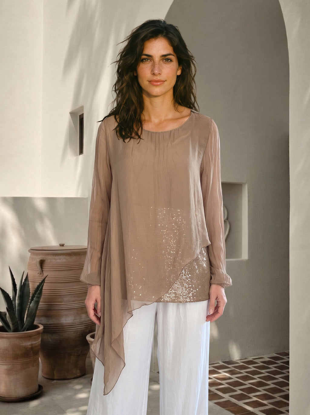 Sette Asimetrik Kesim Payetli İpek Kollu Premium Bluz Camel